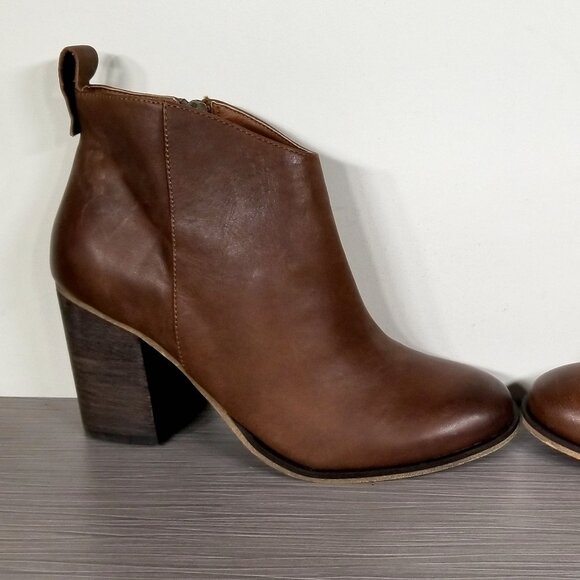 BP Lance Block Heel Bootie, Brown Leather, Womens Size 7.5 M - Picture 7 of 12